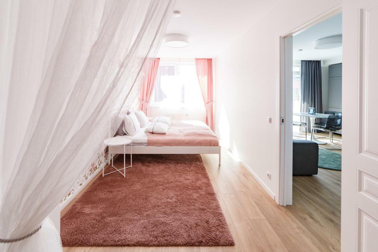 Spacious Apartment Close To The Old Town Vilnius Ngoại thất bức ảnh